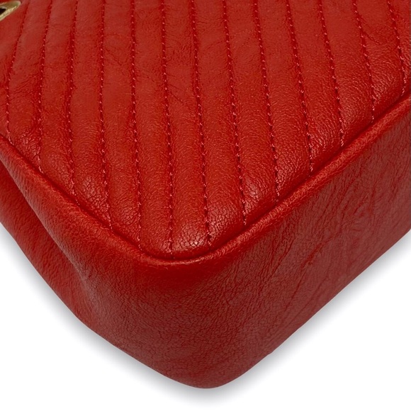 Chanel Wrinkled Lambskin Chevron Flap Red - Picture 6 of 13
